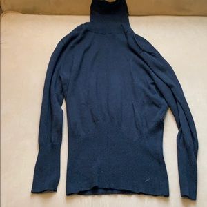 Banana republic lightweight 3/4 sleeve turtleneck